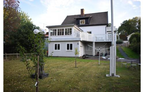 Nice home in Kalmar with WiFi and 4 Bedrooms