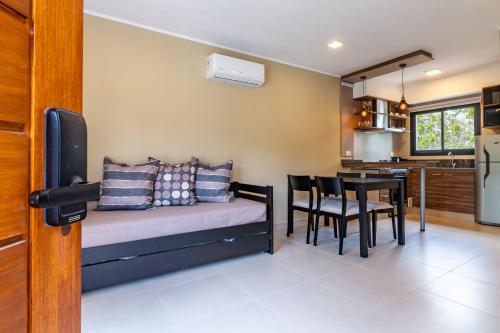 1 king bed, 2 sofa beds