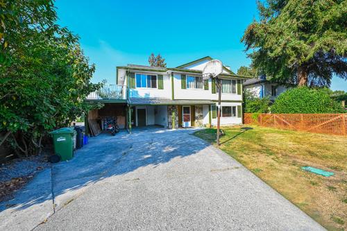 Quite House near the Vancouver Airport