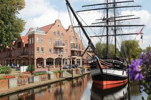 Arkadenhaus - Hotel Freiherr von Schwarzenberg in Papenburg, Deutschland