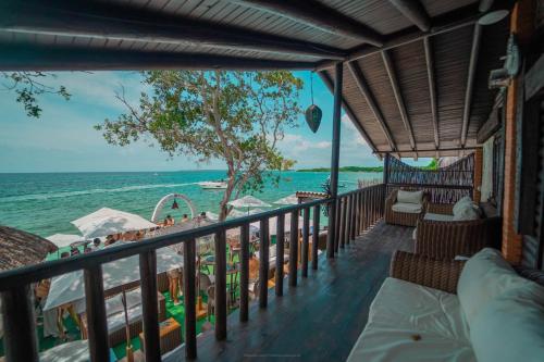 Bora Bora Beach Club Cartagena 2