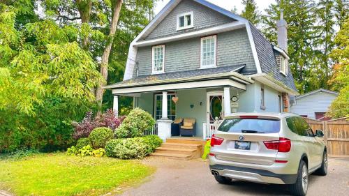 Spacious 3 BR house in Heart of the City