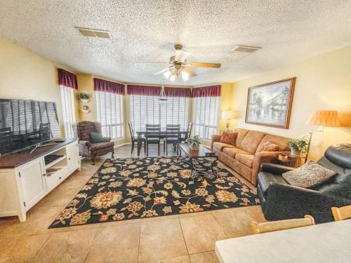 Texas River Condo in New Braunfels, USA