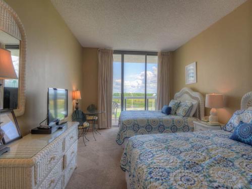 Surfside Resort - main image