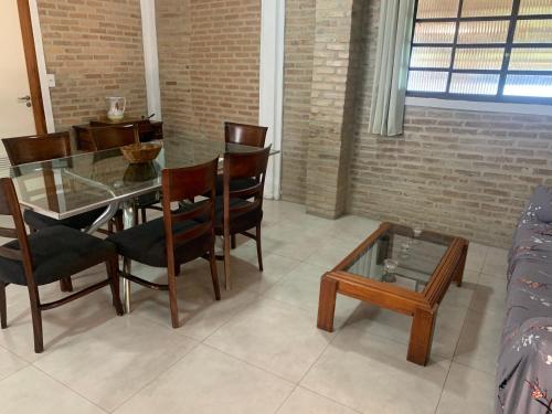 Rancho a beira rio 2-bedroom cottage in Buritama
