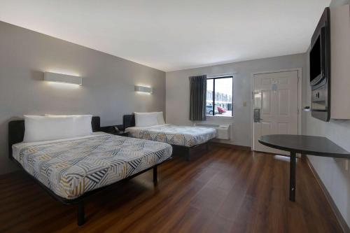 Motel 6-Sulphur Springs TX - image 11
