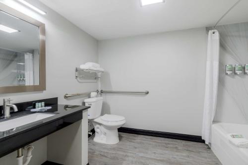Best Western Corpus Christi Airport Hotel - image 7
