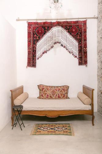402994154 Orchid House San Miguel de Allende