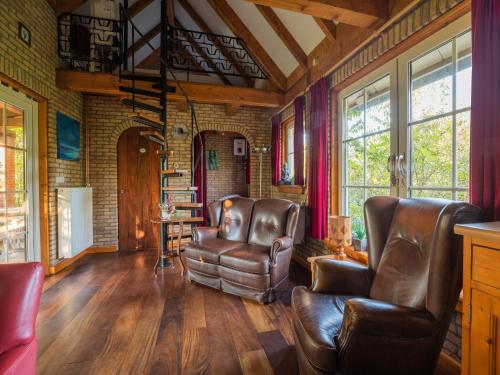  Holiday Home in Wijnaldum near Harlingen Harbor in Wijnaldum