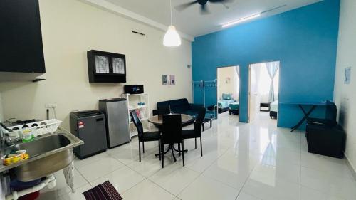 VUE RESIDENCE SERVICE SUITE- 2 ROOMS SIZE 500SFT 4 pax, Kuala Lumpur (fotografie 8)
