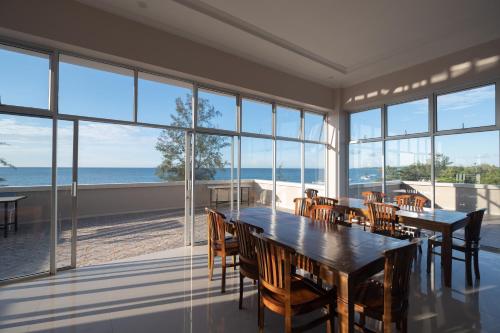 Balcony/terrace, Kelayang Beach Hotel in Belitung