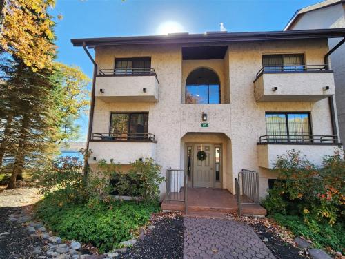 MLV-45-101-Lakefront Condo Ground Level At Big Boulder Lake & Ski Area