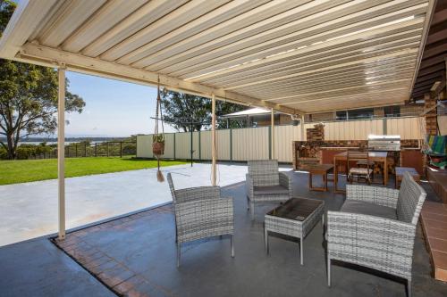 Enchante` - Pet Friendly - Absolute Waterfront - Fireplace in Jervis Bay
