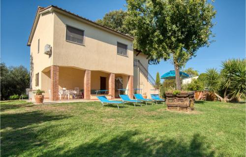  Beautiful Home In Magliano In Toscana With Wifi in Magliano in Toscana