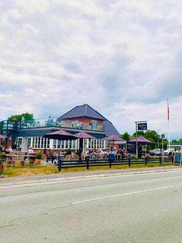 Hjortholms Bistro nr 1 in 法克瑟