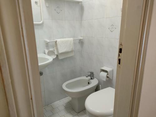 Hotel Brown - image 5