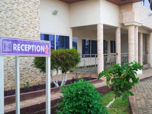 Yakam Hotel Limited in Kintampo