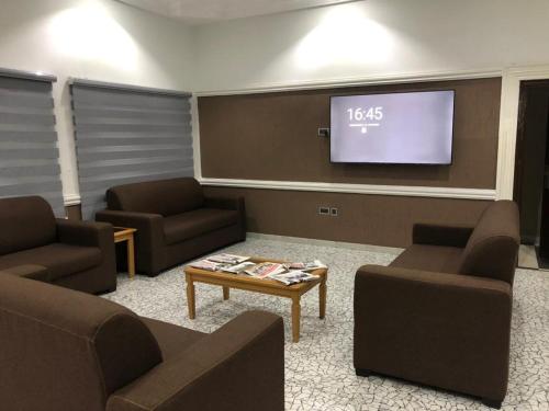 Koplietošanas atpūtas telpa ar TV, Yakam Hotel Limited in Kintampo