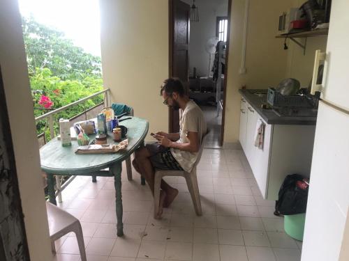 Szolgáltatások, Top Hill appartements et dortoir - Martinique in La Trinite