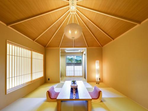 Japanese-Style Quadruple Room with Open Air Bath and Mountain View