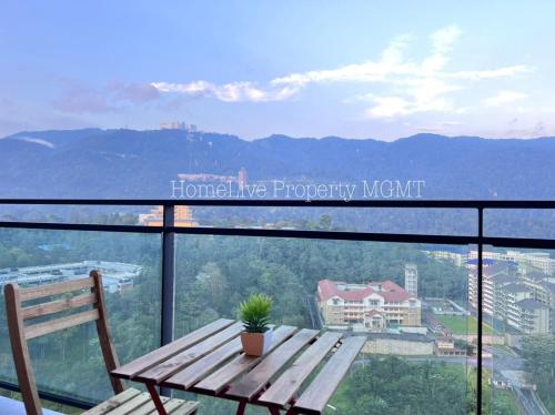 Balcony/terrace, Vista Residences Genting Highlands Terrace Suites with Unit Parking & WiFi in Gohtong Jaya