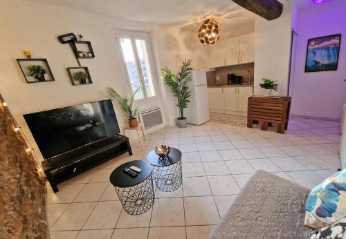 GregBnb-com - T2 Design 30m² - Ouest - Location saisonnière - Toulon