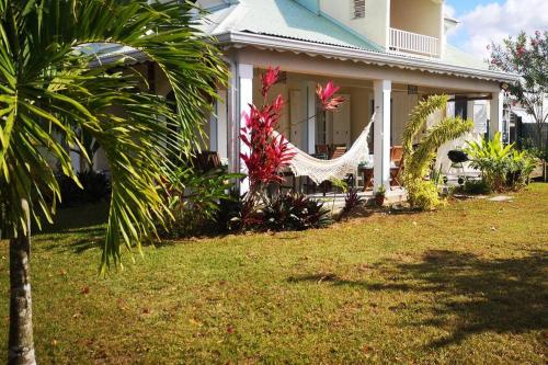 Maison Oneway avec Piscine, jardin, barbecue in ซานต์ โรเซ