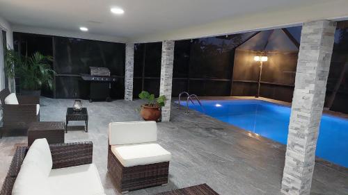 Cape Coral Mini Palace - Caraibi