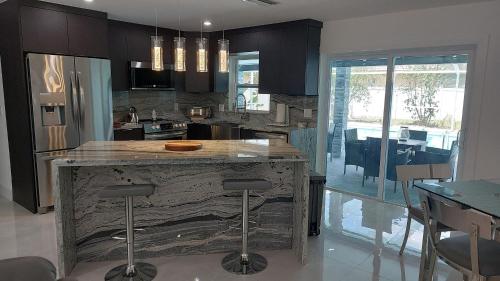 CAPE CORAL CANALFRONT in Cape Coral