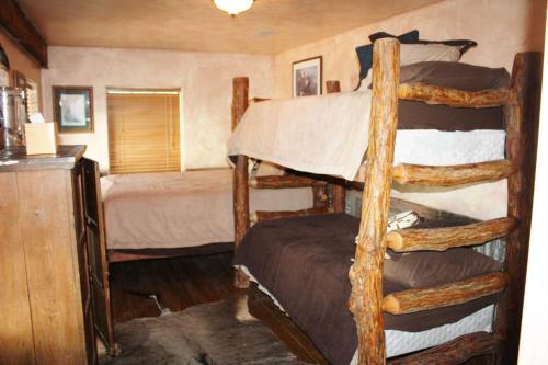7 Canyons Ranch - Wapiti Room - image 14