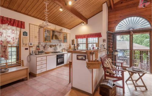 4 Bedroom Nice Home In Manziana