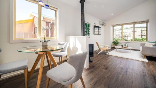 One-Bedroom House image 10