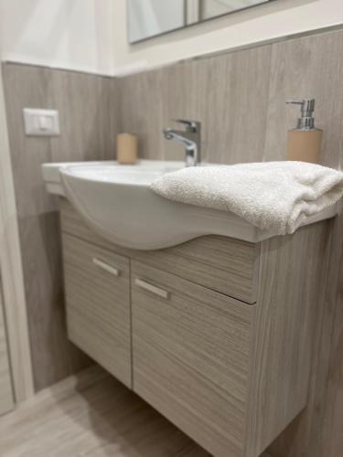 Ванна кімната, GLAM B&B room in Сан-Джузеппе-Везув'яно 