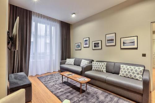 140 - Urban Duplex near Saint-Germain des Pres - image 4