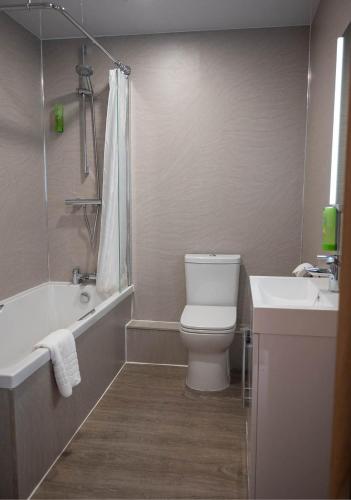 Gretna Hall Hotel - image 12