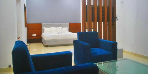 Hotel Himalayan off trails