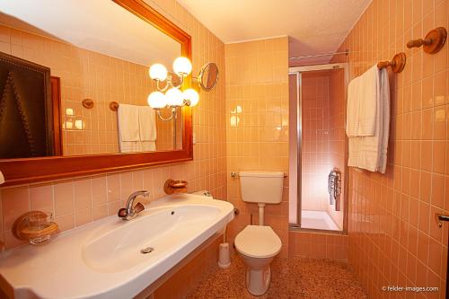 Hotel Astoria Room Type - Quadruple Room - Ground Floor