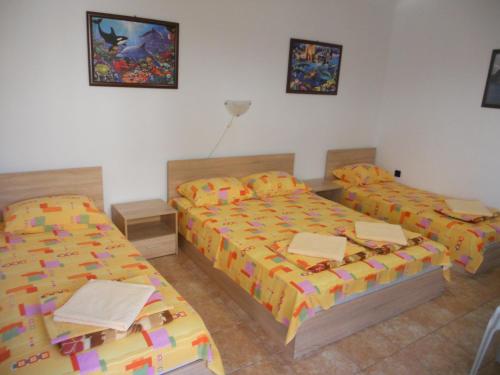 "Ahtopol"-rooms for rent-free parking 100 meters away in Akhtopol