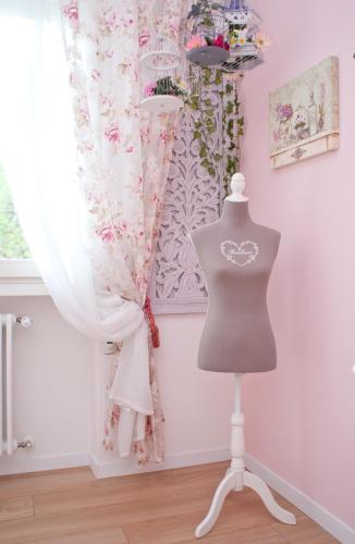Tami Holidays - image 13