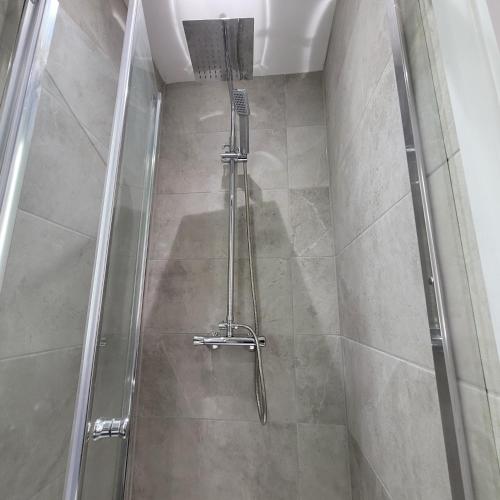 Chambre double, salle de bain privée