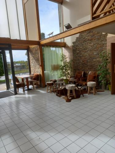 Saxotel in Saran