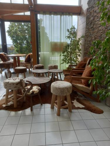 Saxotel in Saran
