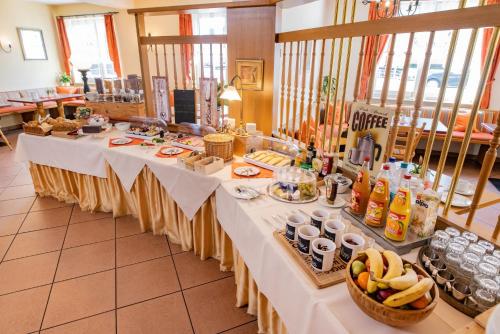 Ēdiens un dzērieni, Hotel Bamberger Hof, garni in Wutha-Farnroda