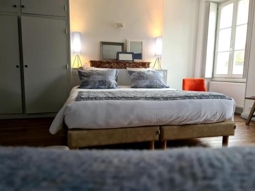 1 queen bed