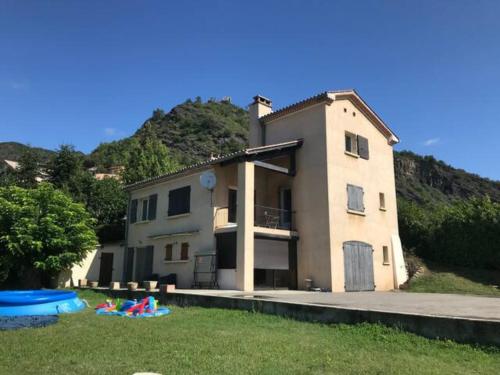 Gîte La Saulce T3 avec vue sur les montagnes