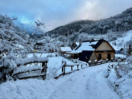 Chata u Petrenkov obrázok