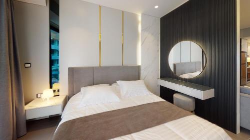 One-Bedroom Apartment image 1