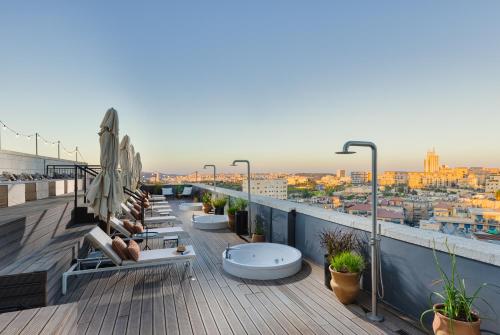 Pezsgőfürdő, Brown Machne Yehuda, a member of Brown Hotels in Ein Karem