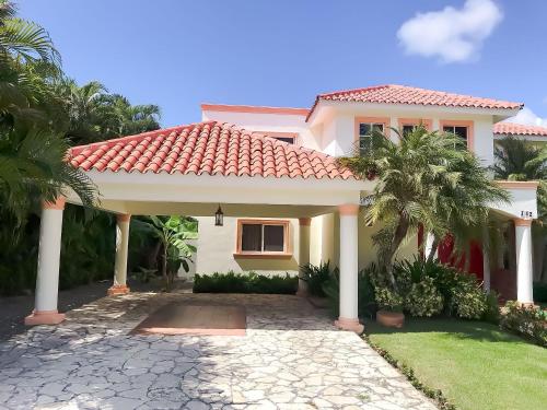 Entrance, Villa impecable con piscina privada en Juan Dolio in Juan Dolio
