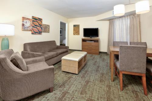 Two Bedroom Suite - Non-Smoking